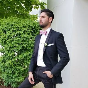 Meet your Posher, Manuel